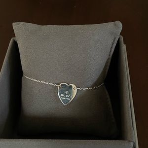 Gucci Trademark Heart Chain Bracelet
